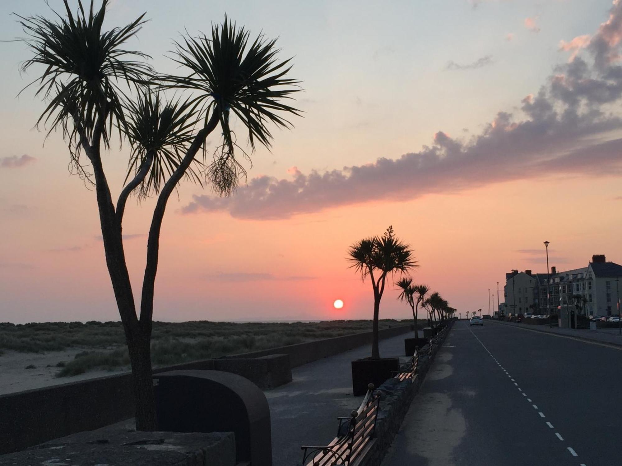 Barmouth Beach Club Eksteriør billede